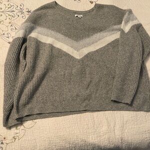 Nine West Gray and White Chevron Sweater